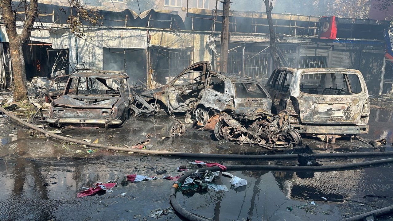 Press service of the State Emergency Service of Ukraine in Donetsk region/Handout via REUTERS
