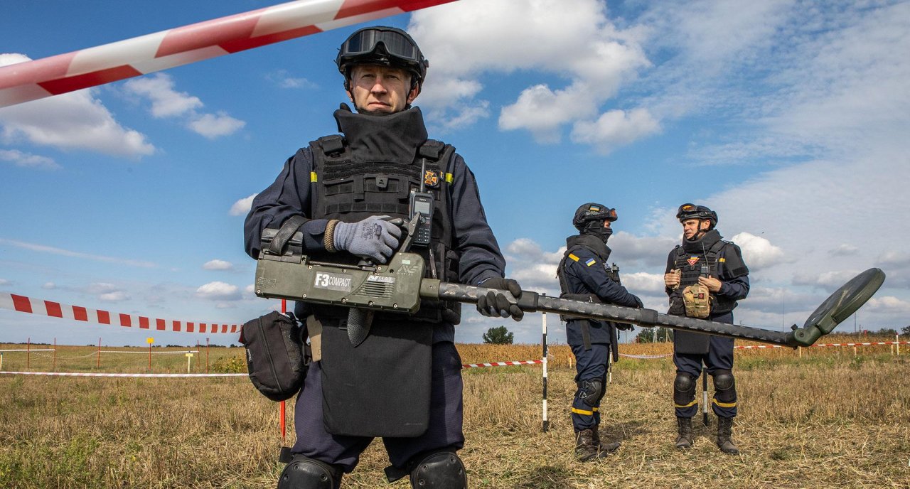 За найгіршим сценарієм, розмінування України триватиме століттями (Фото: Олександр Медведєв)