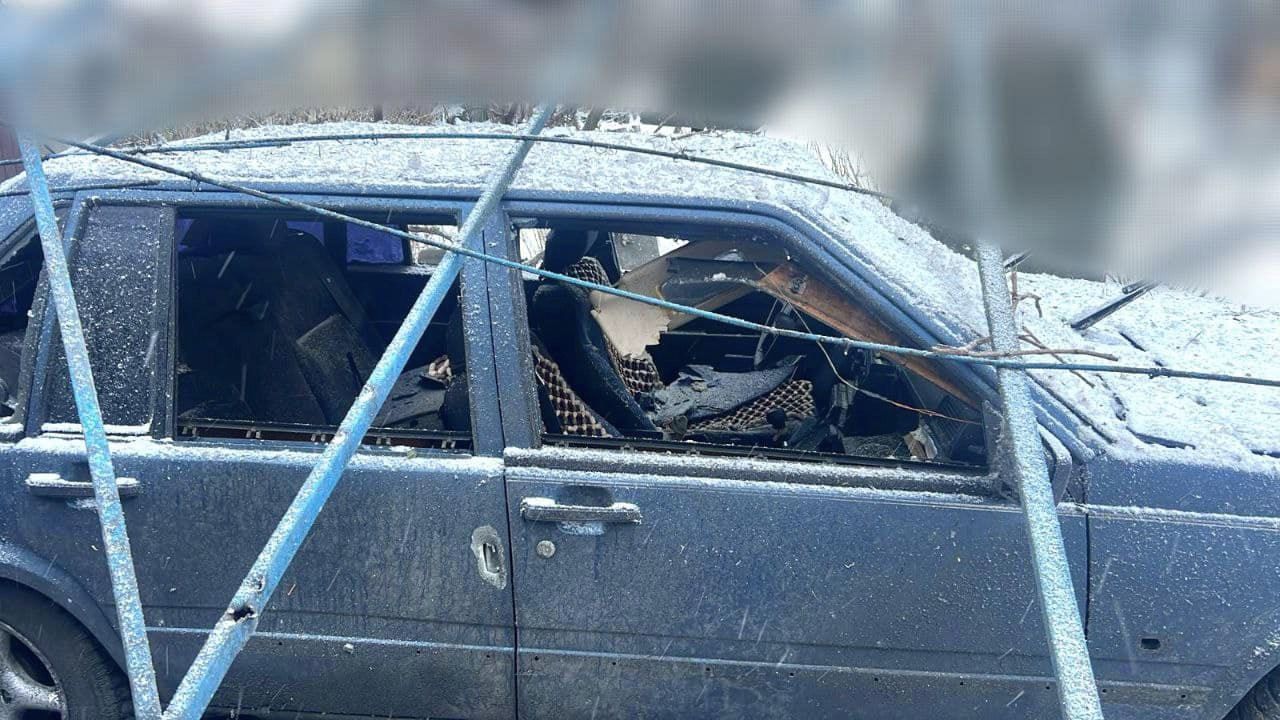 Руйнування в Київській області внаслідок падіння уламків ракет / © МВС України у Telegram