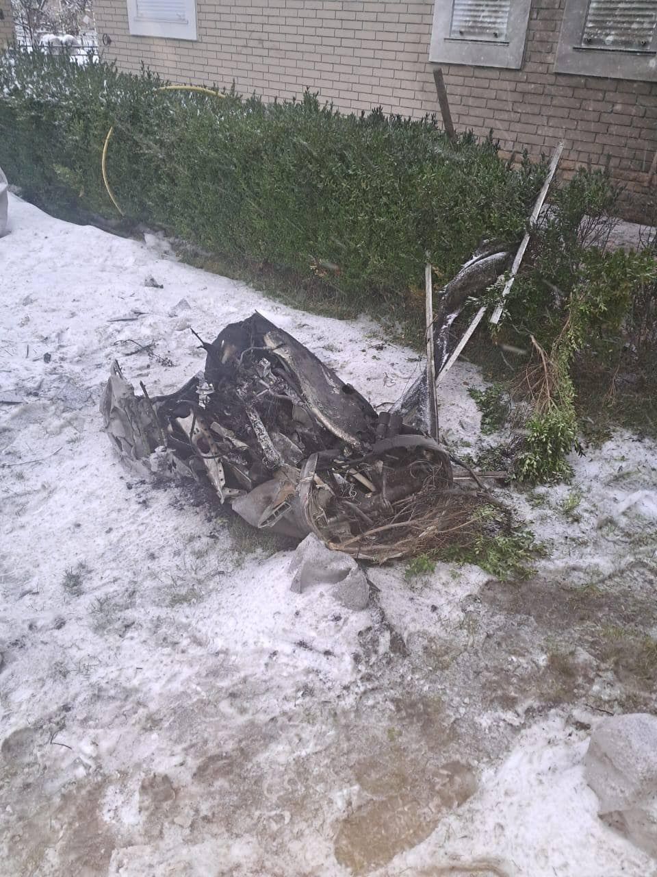Руйнування в Київській області внаслідок падіння уламків ракет / © МВС України у Telegram
