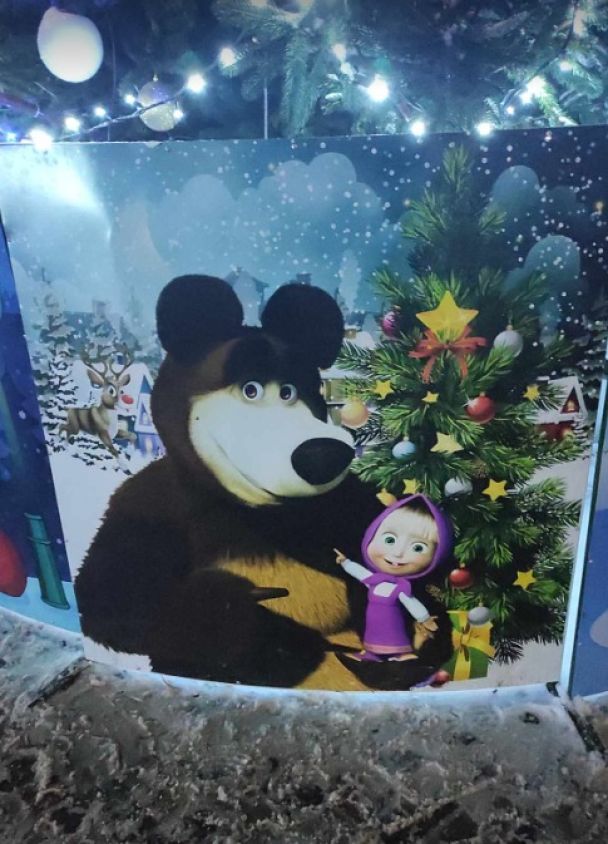 Декор новорічної ялинки у Коцюбинському / Фото: Ірина Федорів / © 