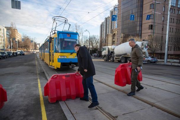 Віталій Кличко на Дегтярівському шляхопроводі / © 