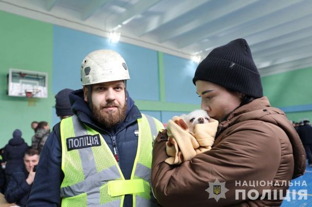Національна поліція України / © 